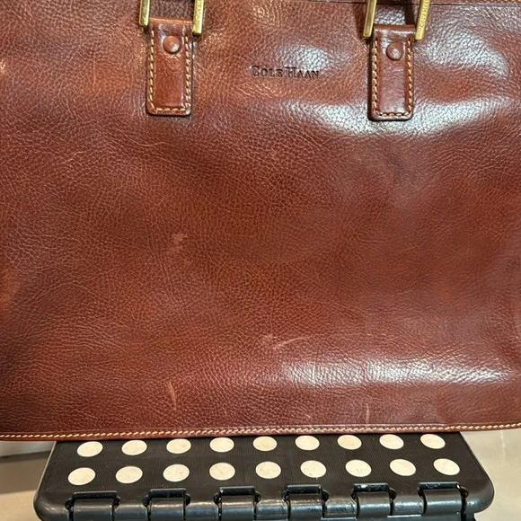 Cole Haan Brown leather saddleback briefcase. Like new!